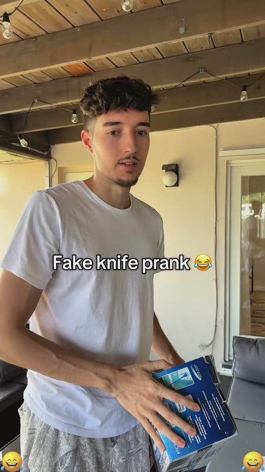 The VIRAL Knife That “Stabs” But Doesn’t